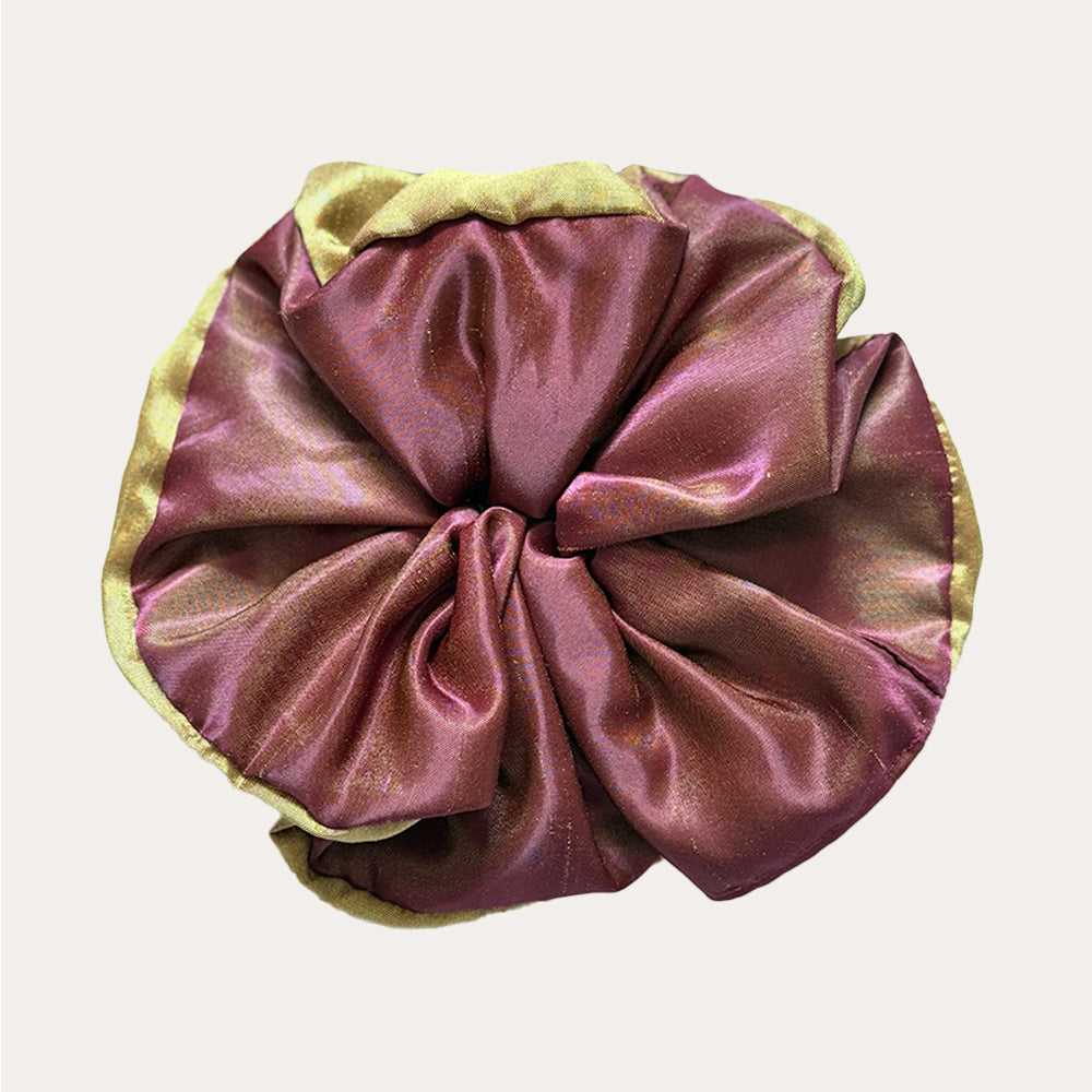 Colette Paula Dorado-Anaranjado