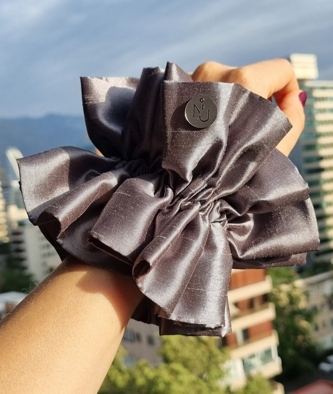 Scrunchie Clara Plateado