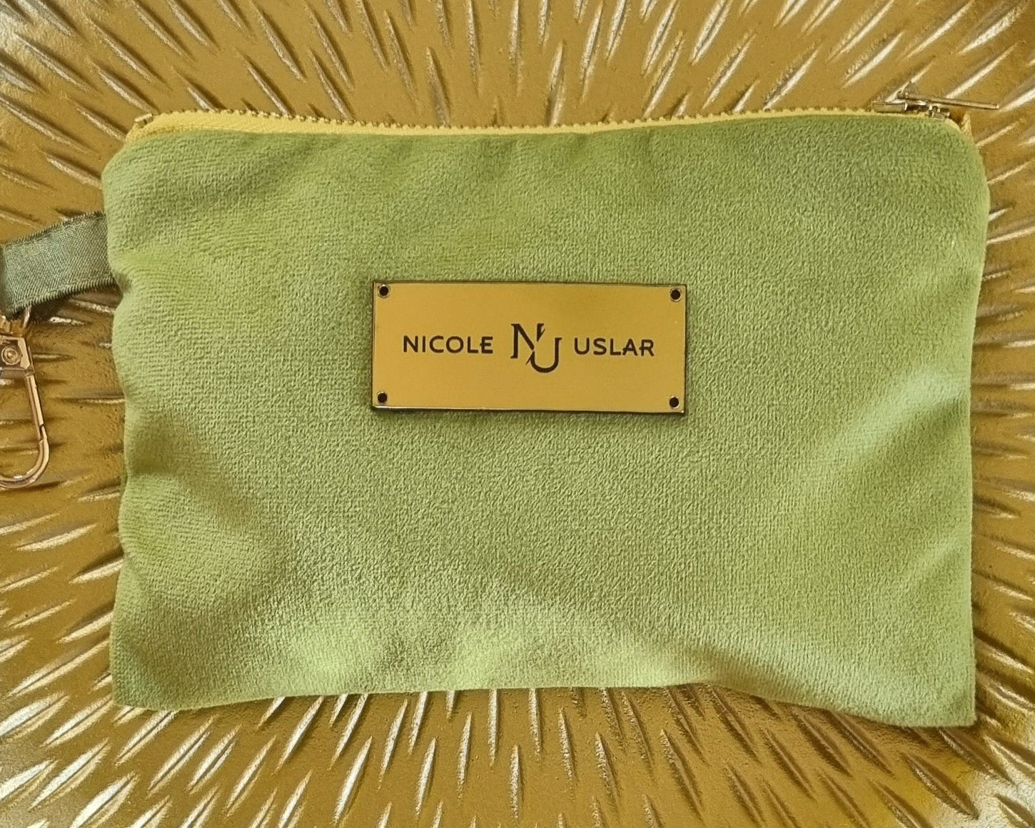 Estuche Felpa Verde manzana