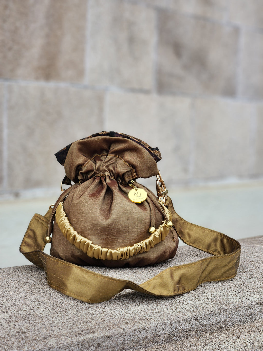 Bolso Reversible Claire Golden