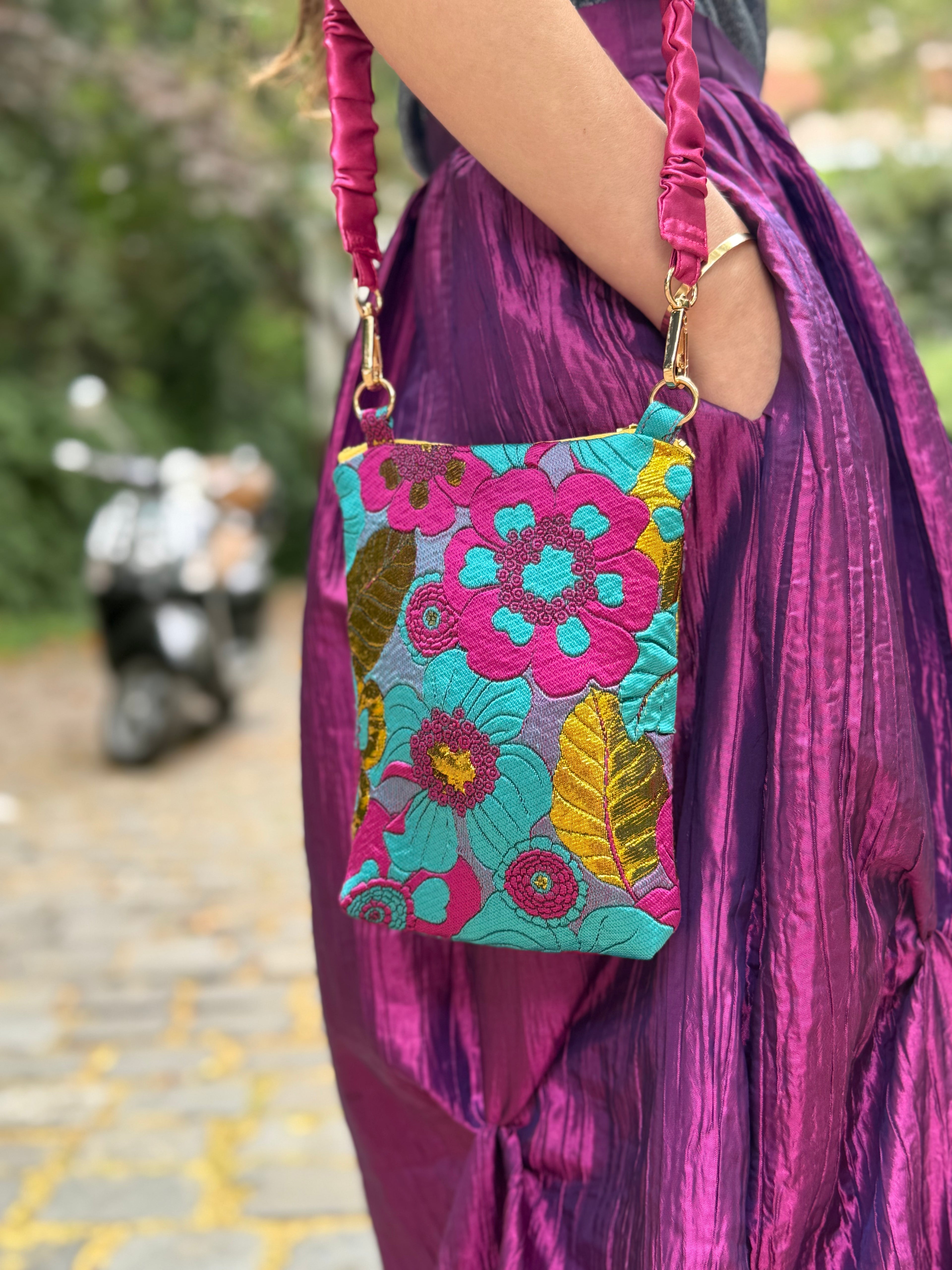 Bolso Petit Flores Calipso