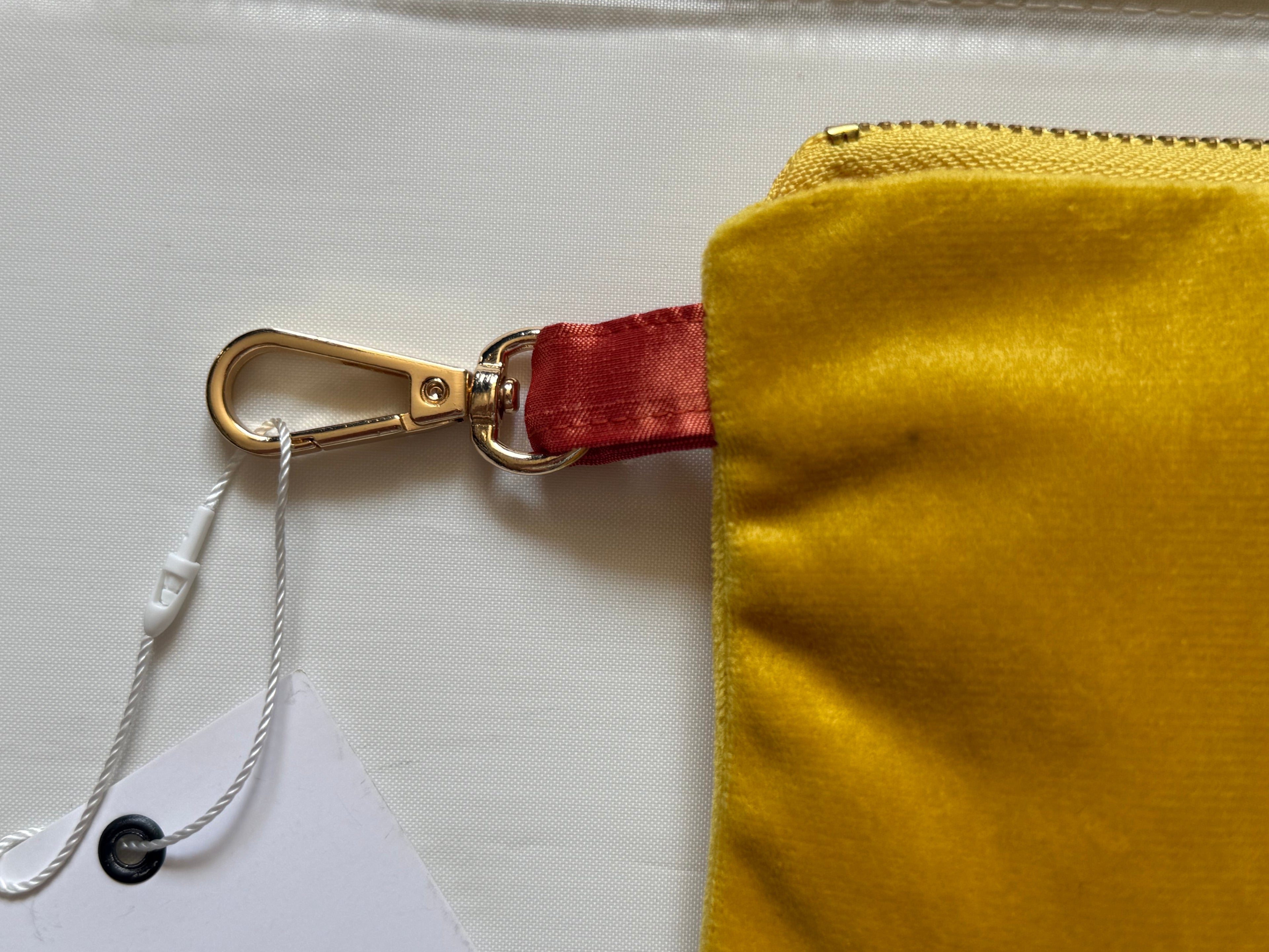 Estuche Felpa Amarillo