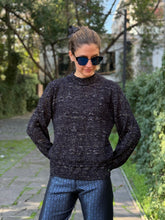 Cargar imagen en el visor de la galería, Chaleco Alpaca Black Silver
