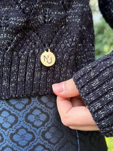 Cargar imagen en el visor de la galería, Chaleco Alpaca Black Silver
