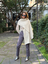 Cargar imagen en el visor de la galería, Echarpe Alpaca Ivory Golden
