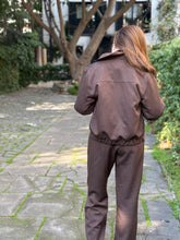 Cargar imagen en el visor de la galería, Chaqueta Bomber Lanilla Marrón Moka
