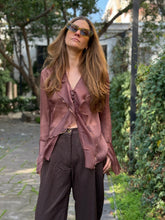 Cargar imagen en el visor de la galería, Blusa Caracol Moka Veil
