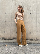 Cargar imagen en el visor de la galería, Pantalón Lanilla Golden Sand
