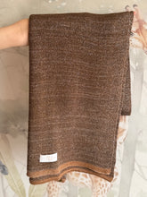 Cargar imagen en el visor de la galería, Echarpe Alpaca Coffee Silver

