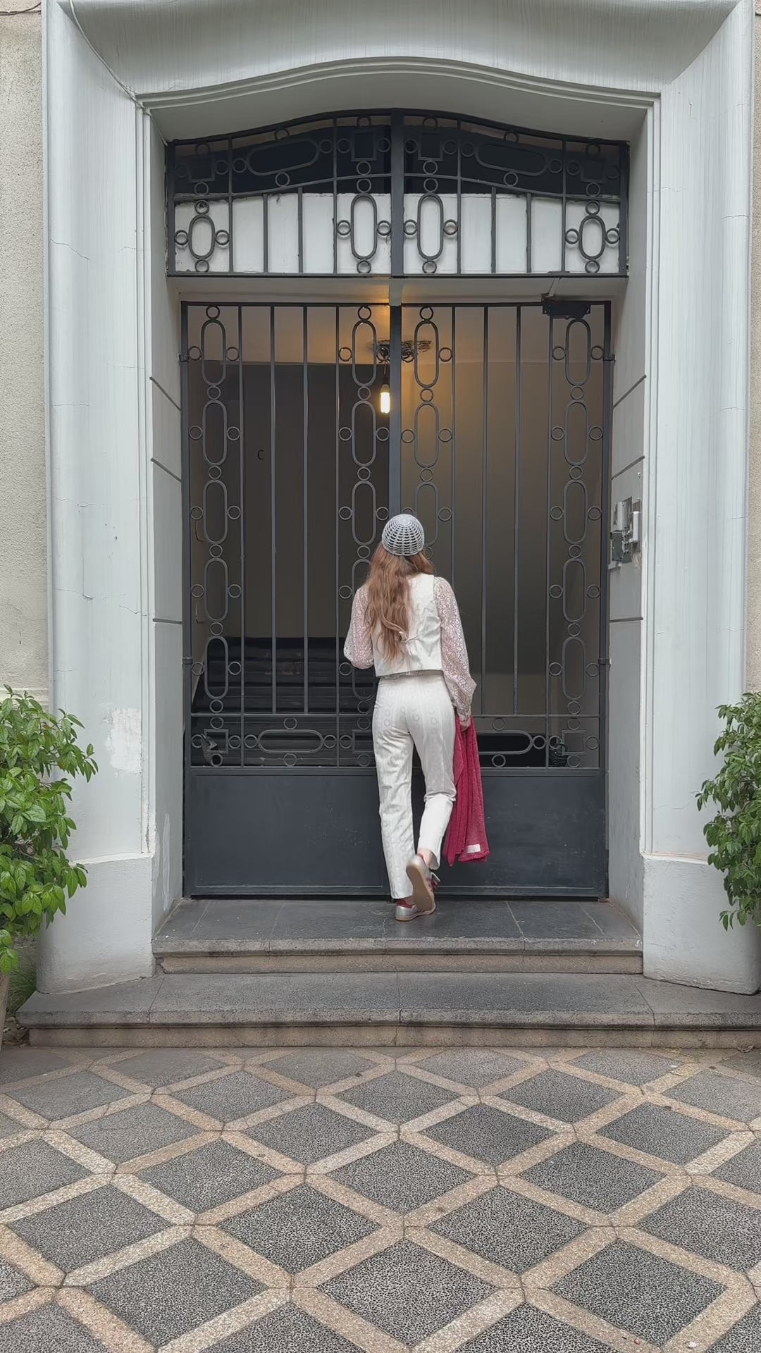 Capelet Cherry Silver